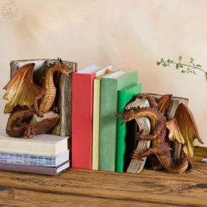 Dragon Sculpture Desktop Bookend – Artistic Home & Office Ornament for Study or Gift