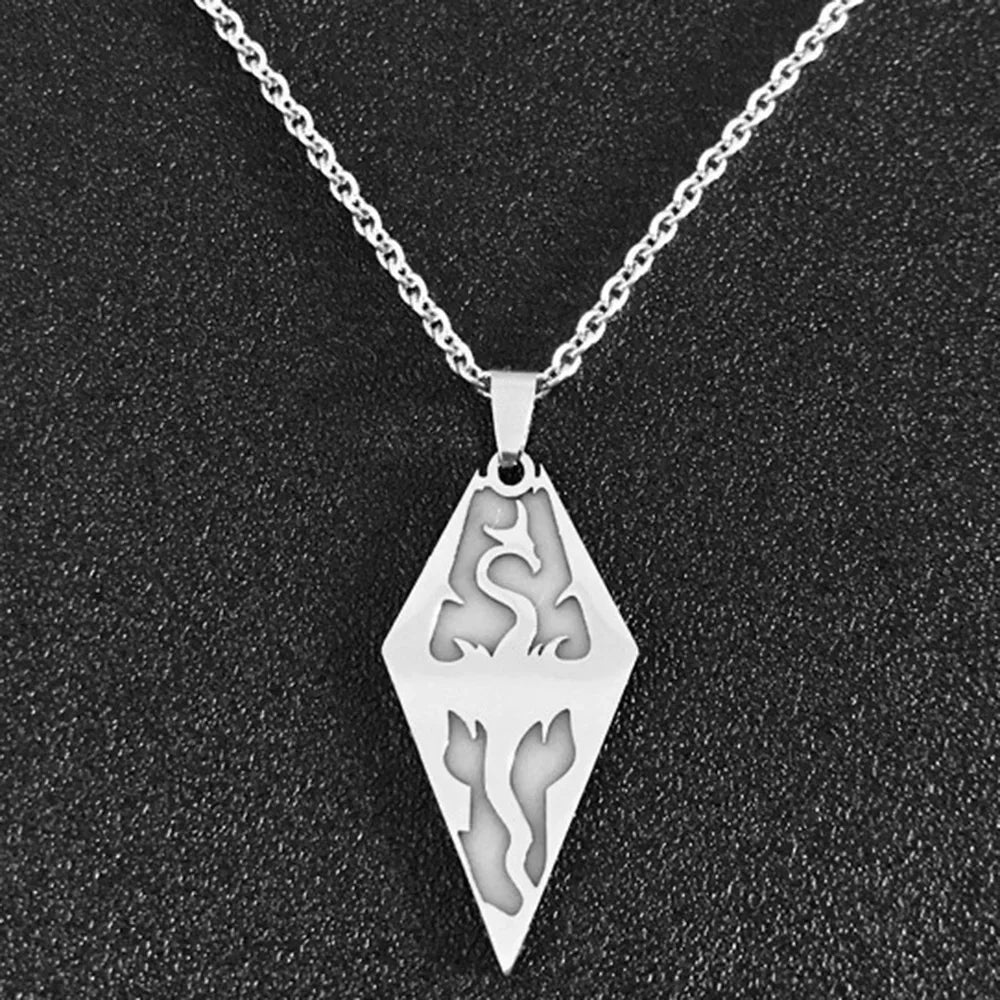 Glowing Luminous Dragon Pendant Necklace – Stainless Steel Glow-in-the-Dark Collar for Halloween & Gifts - Image 4